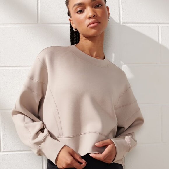 Abercrombie & Fitch YPB neoKNIT Mini Crew - Picture 2 of 4